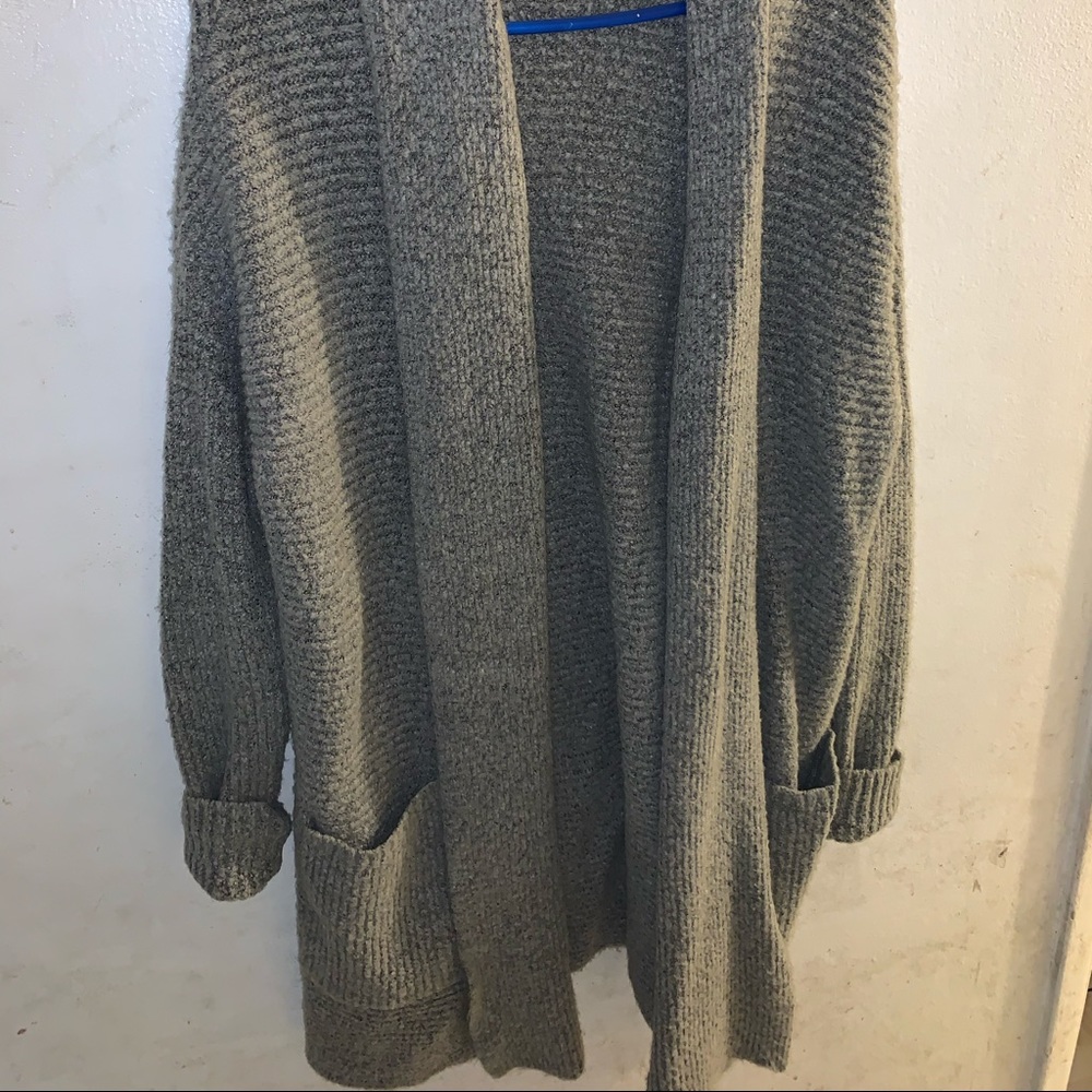 American Eagle cardigan